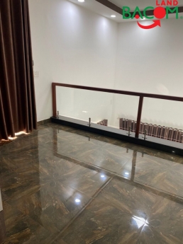 BÁN NHÀ ĐƯỜNG OTO MÁI THÁI HIỆN ĐẠI HÓA AN GẦN PONCHEN