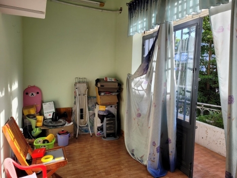 Bán nhà 2  tầng mặt phố Phan Bôi vào ở ngay