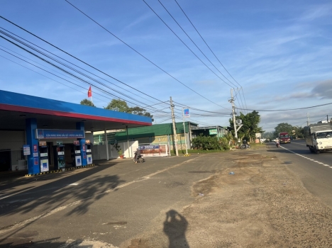 Đất thổ cư ngay cầu Đại Nga Bảo Lộc giá đầu tư chỉ 6 triệu / m2 . Sổ hồng sẵn bao công chứng .