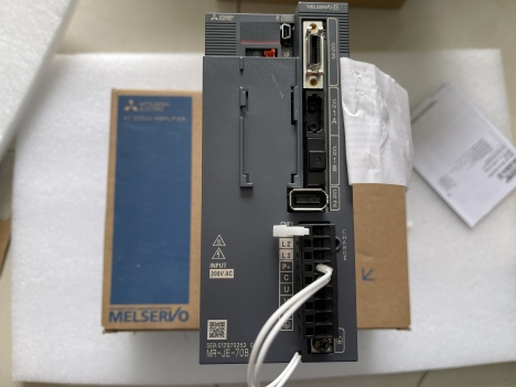 MITSUBISHI AC Servo Driver MR-JE-70B