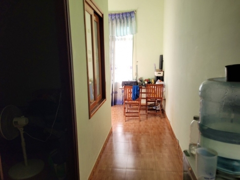 Bán nhà 2  tầng mặt phố Phan Bôi vào ở ngay