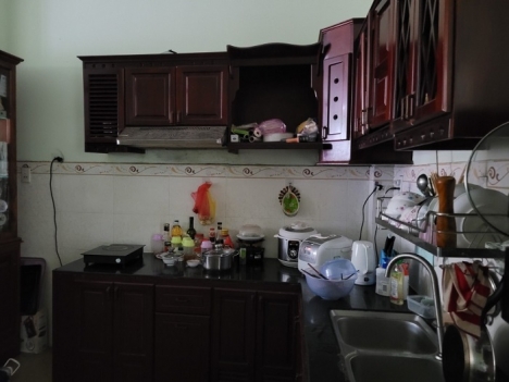 Bán nhà 2  tầng mặt phố Phan Bôi vào ở ngay