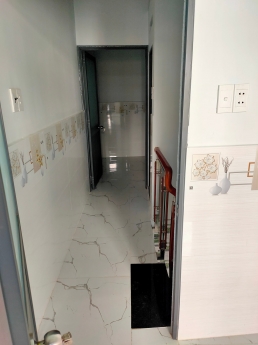 Cho thuê nhà sát mặt tiền đường Huỳnh Tấn Phát quận 7