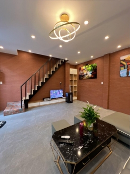 Tin Được Không, Nhà Hoa Hậu Thanh Thủy, Cẩm Lệ, 75m2, 3 Tầng, 3PN, chỉ 4,3 tỷ