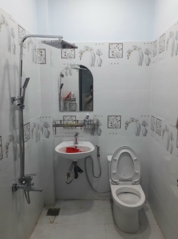 BÁN NHÀ 1T 1 LỬNG PHƯỜNG BỬU HÒA.SHR.NHÀ 2MT.KD TẤT CẢ CÁC LOẠI HÌNH ĐUỌC.HẺM THÔNG