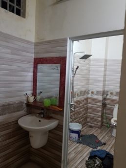 Bán nhà 2 tầng mặt phố Gõ Nãy
