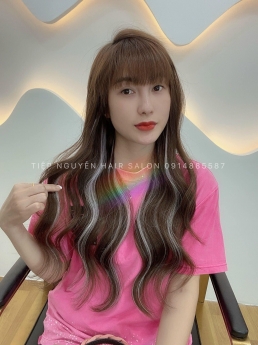 Nhuộm tóc màu nâu tây đẹp siêu cuốn hút, tóc xoăn sóng lơi - Tiệp Nguyễn Hair Salon