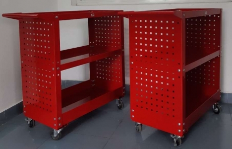Xe đẩy chứa dụng cụ