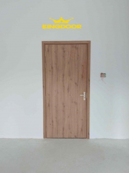 Cửa gỗ biệt thự MDF Laminate An Cường chống trầy xước tốt