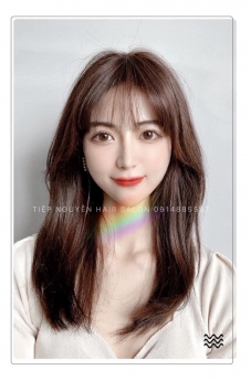 Nhuộm tóc màu nâu tây kết hợp uốn tóc xoăn sóng lơi Tiệp Nguyễn Hair Salon