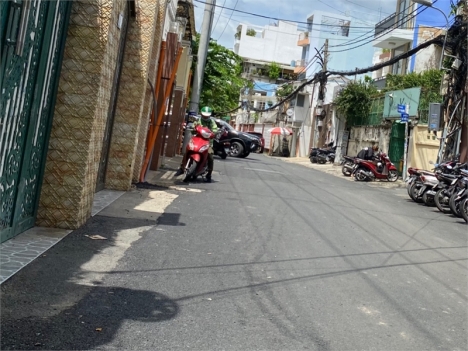 GIÁ CỰC TỐT! Nhà HXH kv Phan Đăng Lưu, P1, PN. DT 7x15m - TN 50tr/th - chỉ 12 tỷ TL