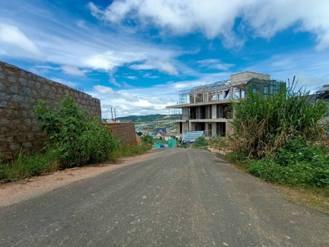 CẦN BÁN LÔ ĐẤT VIEW ĐẸP ĐỒI NGÔ QUYỀN