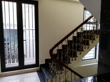 Cho thuê văn phòng khu vực Khuất Duy Tiến, Thanh Xuân, HN – 120m2