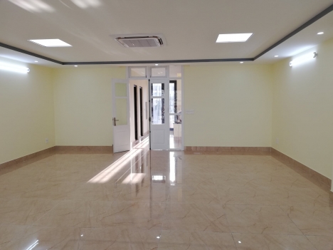Cho thuê văn phòng khu vực Khuất Duy Tiến, Thanh Xuân, HN – 120m2