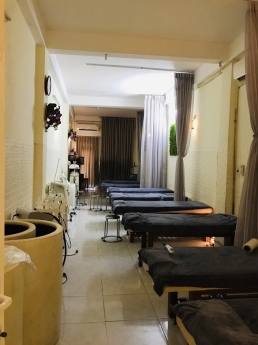 Bán nhà 4 tầng mặt tiền Lê Đình Lý đang kinh doanh tốt