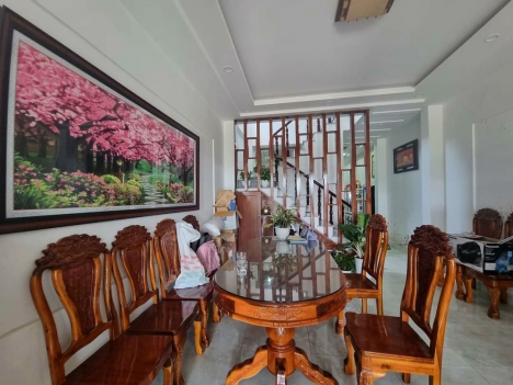 CẦN BÁN NHÀ MẶT TIỀN ĐƯỜNG NGÔ QUYỀN P6 ĐÀ LẠT