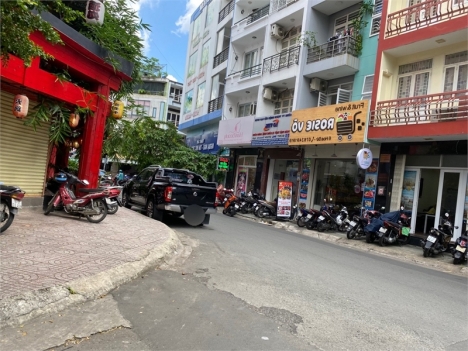 SIÊU PHẨM! Bán nhà 3MT HXH Trần Huy Liệu, P8, PN. DT 7x15m - 5 tầng - giá 17 tỷ TL