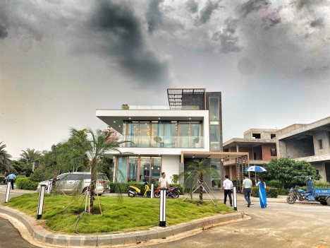 Cần bán villa full nội thất,mặt tiền biển Chí Linh Vũng Tàu