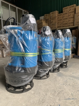 Máy bơm chìm cánh khuấy Tsurumi KRS2-150, công suất 9kw/3pha. Hàng sẵn  sẵn kho