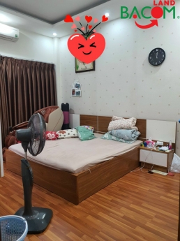Bán nhà mái thái DT 125m2 rất đẹp trung tâm Biên Hòa 2ty950