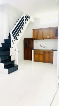 BÁN GẤP NHÀ ĐẸP GIÁ RẺ QUẬN THỐNG NHẤT GÒ VẤP