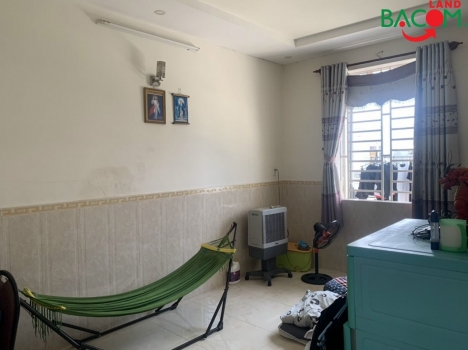Bán nhà  mặt tiền hot 1T1L đường Nguyễn Bảo Đức , Tam Hiệp giá 7ty5