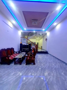 Bánh nhà mặt tiền 3 tầng Tú Quỳ mới xây vào ở ngay