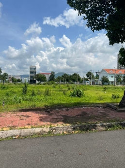 bán lô đất biệt thự mặt tiền đường lê anh xuân