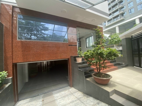 Cho thuê nhà góc 2 mặt tiền đường Nguyễn Văn Kỉnh đối diện khu shophouse Căn hộ One Verandah, Q2,