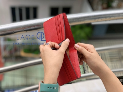 Ví da bò Saffiano - tận xưởng không qua trung gian