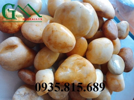 Sỏi tự nhiên trang trí tiểu cảnh, sân vườn.