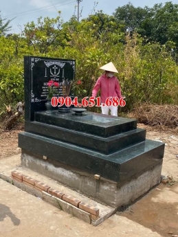 Mẫu mộ đá xanh rêu bán tại Bình Phước 02 – Mộ đá đơn giản đẹp
