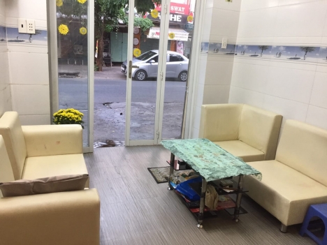 NHÀ HIẾM 3 TẦNG, MẶT TIỀN KINH DOANH, TRUNG TÂM QUẬN 7 , NHỈNH 4 TỶ