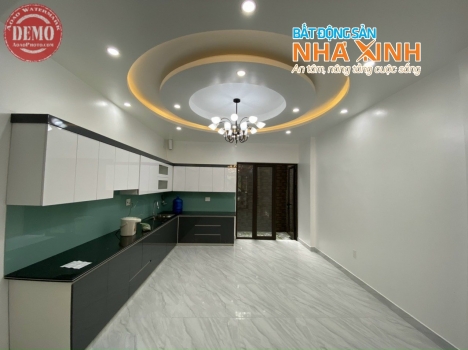 Nhà đẹp tại khu  dân cư THƯ TRUNG VĂN CAO  90M2  oto để trong nhà LH