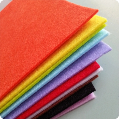 Cung cấp felt đủ màu sắc cứng mềm