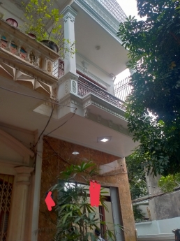 chính chủ gửi bán căn nhà lô góc ở ngõ 263 lạch tray đằng giang ngô quyền 
LH