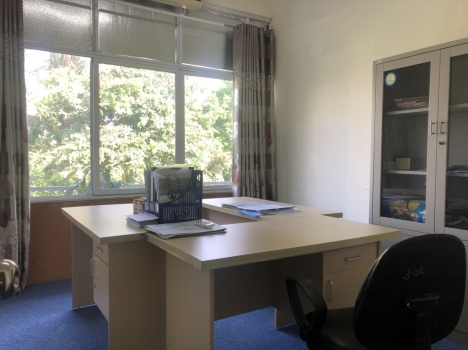 Cho thuê VP 80m giá rẻ setup đầy đủ q.Long Biên