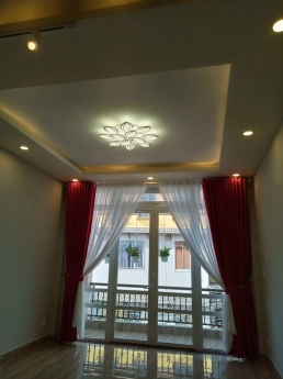 CẦN BÁN NHÀ ĐẸP TRÊN ĐƯỜNG TRẦN PHÚ PHƯỜNG 3 ĐÀ LẠT