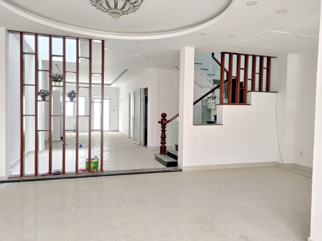 Biệt Thự Hiện Đại 7x24m, KDC SAVIMEX, P.PHÚ THUẬN, QUẬN 7