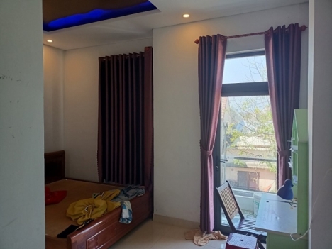 Bán nhà 2 tầng kiệt Trần Đình Tri, sát biển Nguyễn Tất Thành