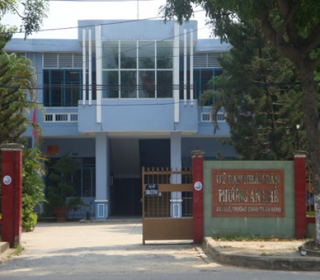 BÁN NHÀ MẶT TIỀN  CHỢ TÂN AN THANH KHÊ