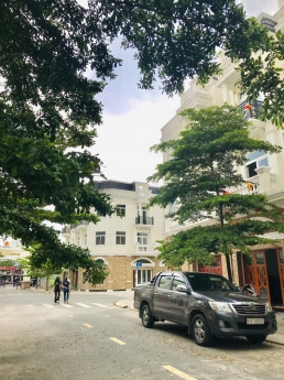 Nền đất Icon Central không dính phong thủy giá siêu tốt - NH hỗ trợ vay 80%. LH