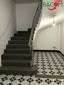 Chỉ 3,8 tỷ có nhà sân thượng dt 142 m2  khu cư xá Công An B5 ,KP2, P.Tân Hiệp, Biên Hoà, Đồng Nai.