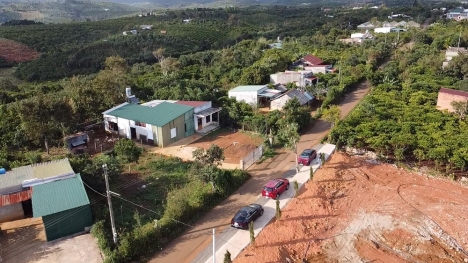 Chỉ 400 triệu sở hữu ngay lô đất thổ cư có sổ riêng tại Lộc Đức - Bảo Lâm . Ngay khu dân cư đông