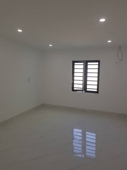 Bán nhà me lửng đúc Nguyễn Công Hoan, mới xây xong vào ở ngay