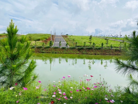 chủ cần tiền ban gấp lô đất nghỉ dưỡng ngay QL 20 khu dân cư Lộc Tân