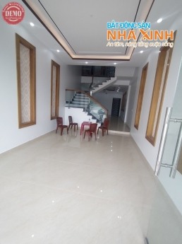 N229    CHÍNH CHỦ BÁN NHÀ MẶT ĐƯỜNG BÙI VIỆN  NGAY NGÃ  TƯ CHỢ LŨNG ĐÔNG  VỊ TRÍ ĐẮC  ĐỊA  
LH