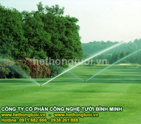 Hệ thống tưới sân bóng tại hà nội, béc phun tưới cỏ, béc phun tưới cây, béc phun xoay, vòi phun xoay
