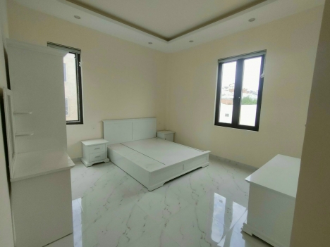 CẦN BÁN GẤP 2 CĂN NHÀ MỚI XÂY ĐƯỜNG NGUYỄN HỮU CẦU PHƯỜNG 12 ĐÀ LẠT