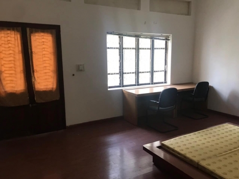 Cần cho thuê nhà nguyên căn tại phố Nguyễn Sơn , Bồ Đề , Long Biên , HN 8.5tr/th